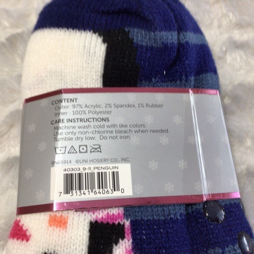 NEW Bundle of 2 - Mopas and Hot Sox Size 9-11 - Picture 3 of 4